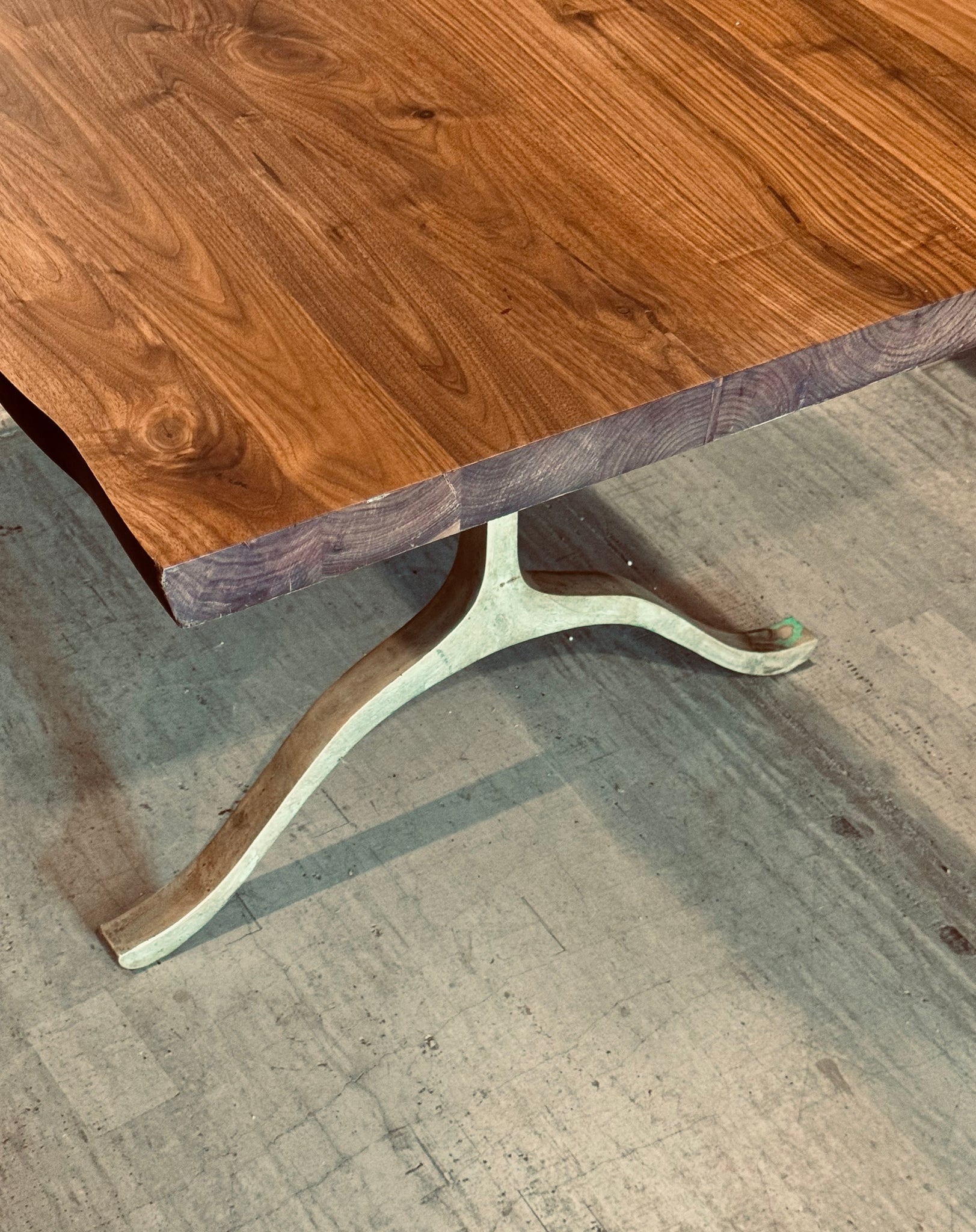 Logan Y Dining Table